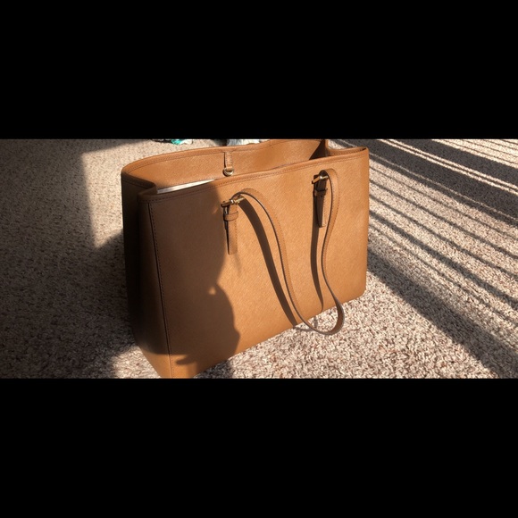 MK purse mint condition - Picture 2 of 4